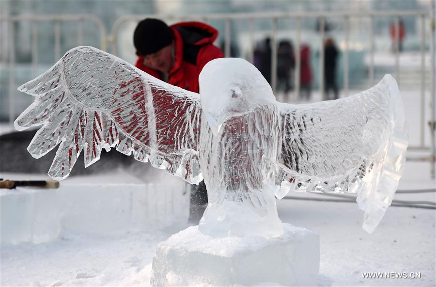 CHINA-HARBIN-ICE SCULPTURE-COMPETITION (CN)