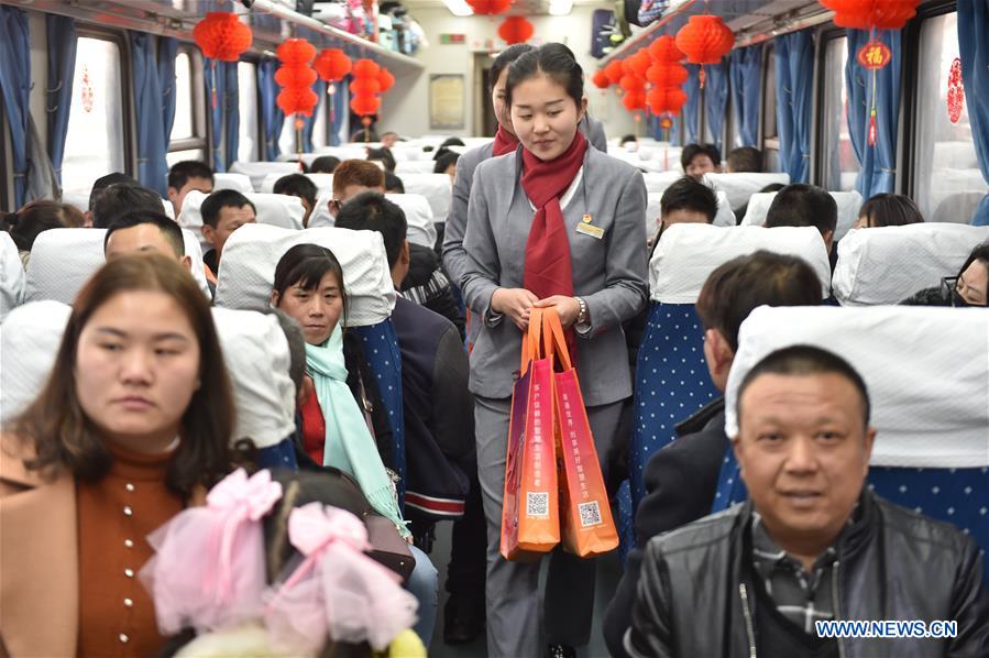 CHINA-FUZHOU-SPRING FESTIVAL-TRAIN(CN)