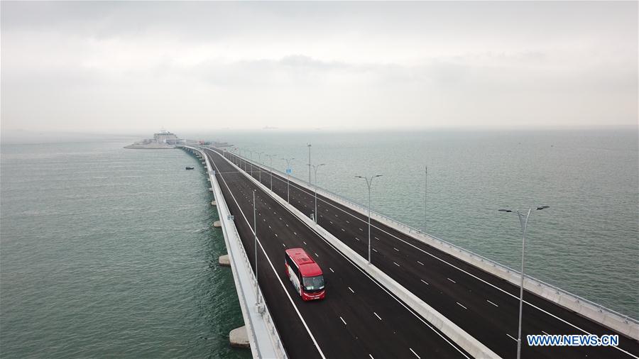 CHINA-HONG KONG-ZHUHAI-MACAO BRIDGE-PUBLIC TRAFFIC-OPEN (CN)