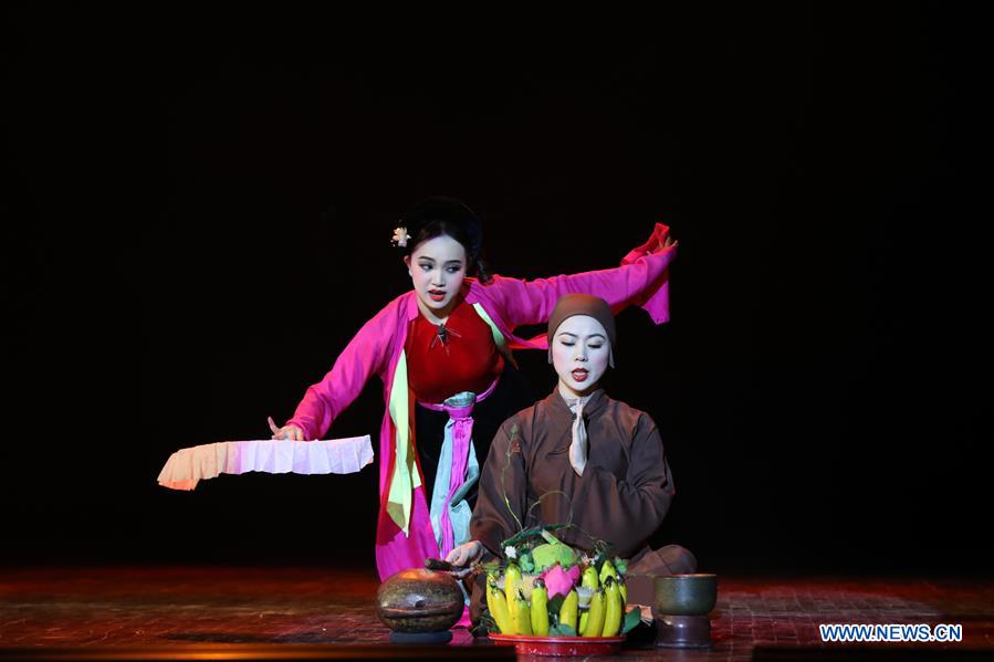 VIETNAM-CHINA-TRADITIONAL STAGE-EXCHANGE WEEK