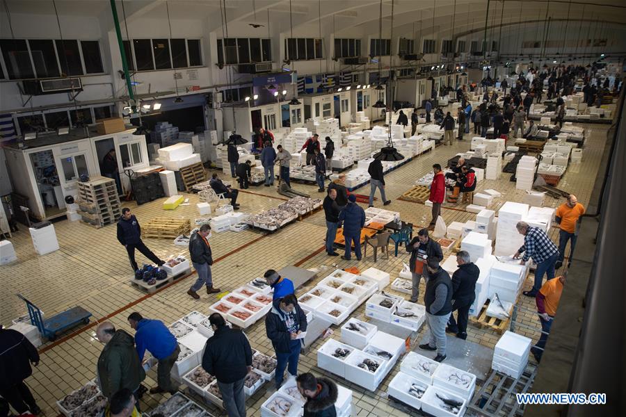 GREECE-PIRAEUS-FISHMARKET-KERATSINI