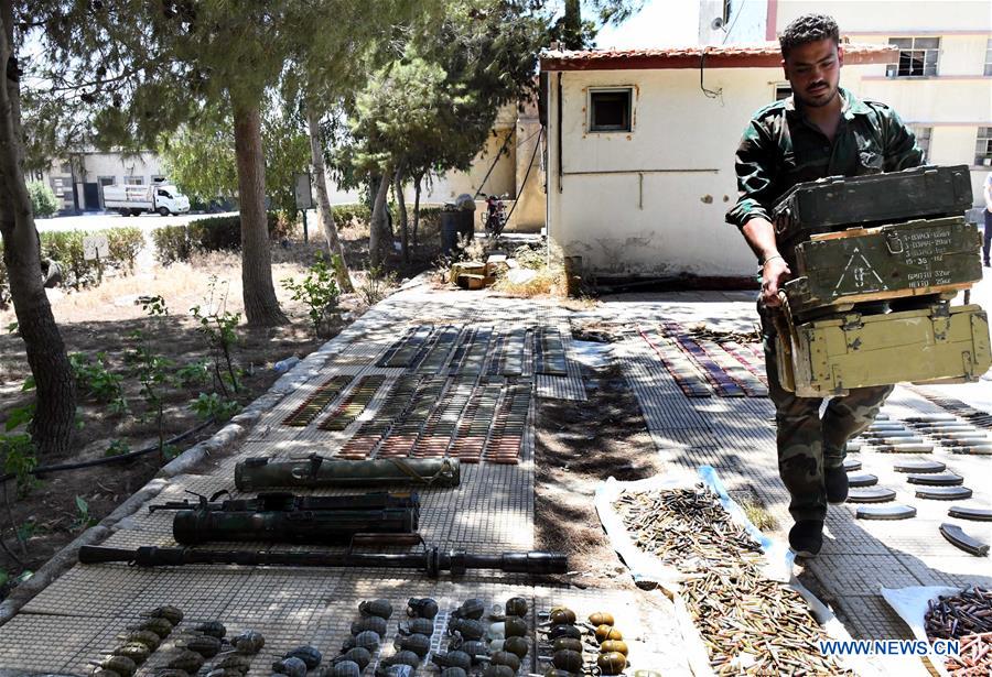 SYRIA-DAMASCUS-CONFISCATED WEAPONS