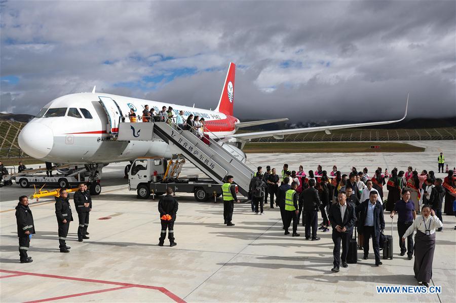 CHINA-SICHUAN-GARZE-HIGH ALTITUDE AIRPORT-OPENING (CN)