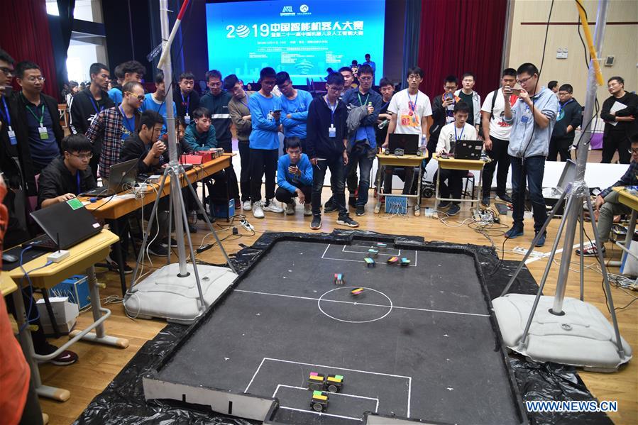 (SCI-TECH)CHINA-SHANDONG-QINGDAO-ROBOTICS COMPETITION (CN)