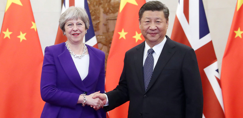 习近平会见英国首相特雷莎·梅